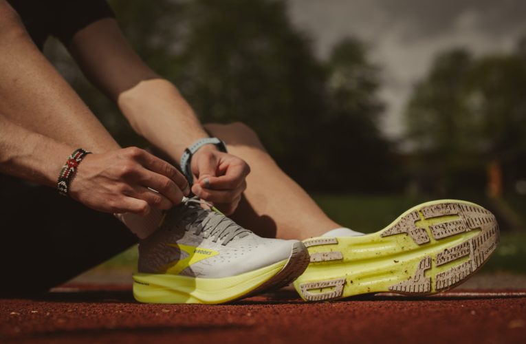 Lakeland: Reduce Pain from Muscle Strain or Injury Faster with Curewave Laser