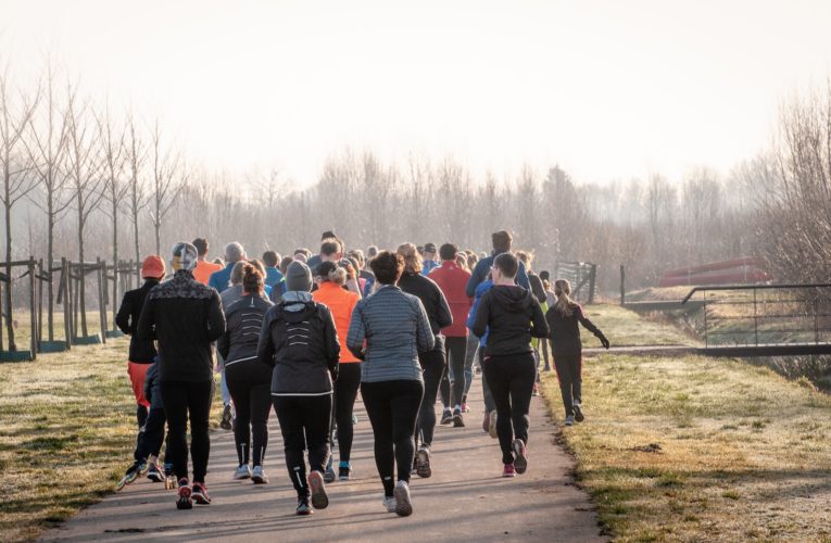 Exercise and Mental Health in Lakeland: Distract Yourself